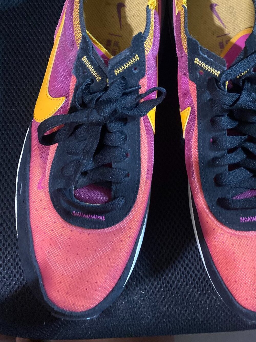 Nike Waffle One Running Shoes Pink Purple Yellow Women's Size 8